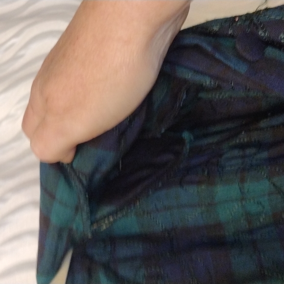 Rare VTG L.G.S. Embellished Embroidered Sz 14 Plaid long sleeve buttonup Blouse - Picture 10 of 11